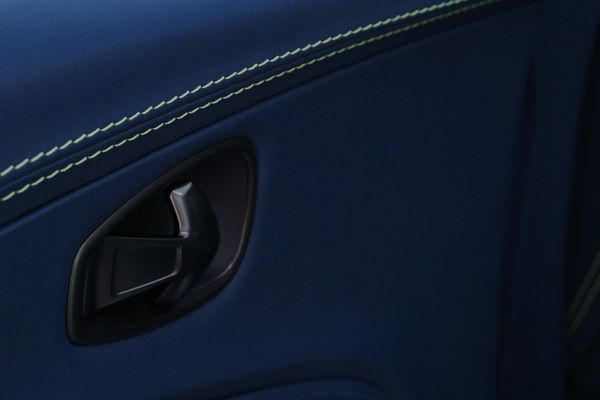 2023 Aston Martin DBX