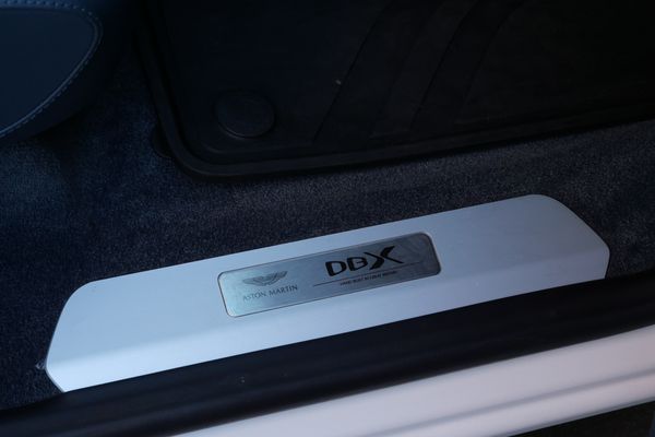 2023 Aston Martin DBX