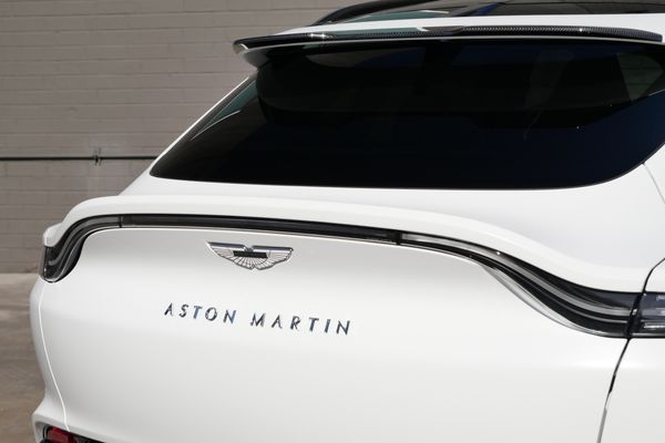 2023 Aston Martin DBX