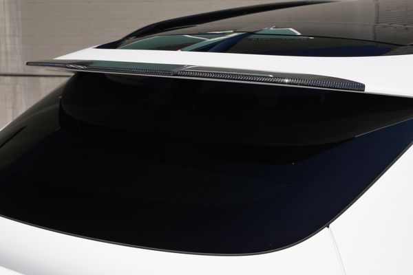 2023 Aston Martin DBX