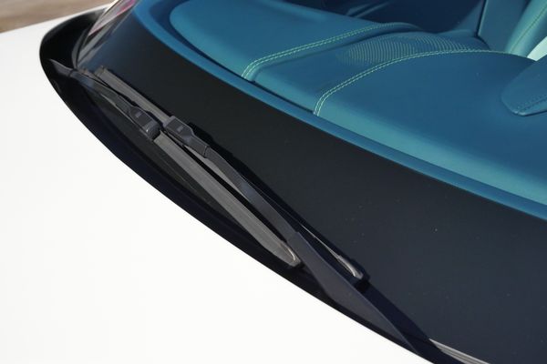 2023 Aston Martin DBX