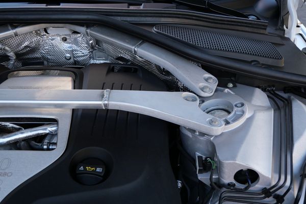 2023 Aston Martin DBX
