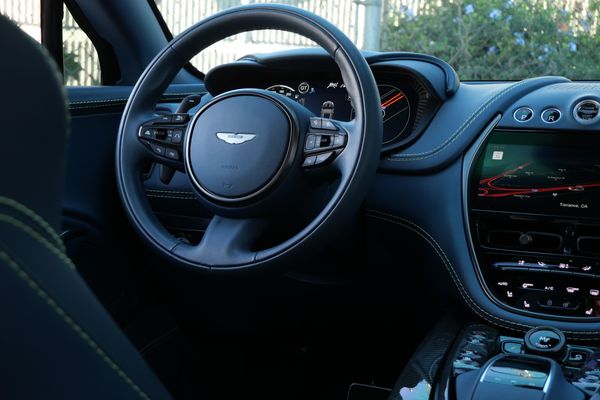 2023 Aston Martin DBX