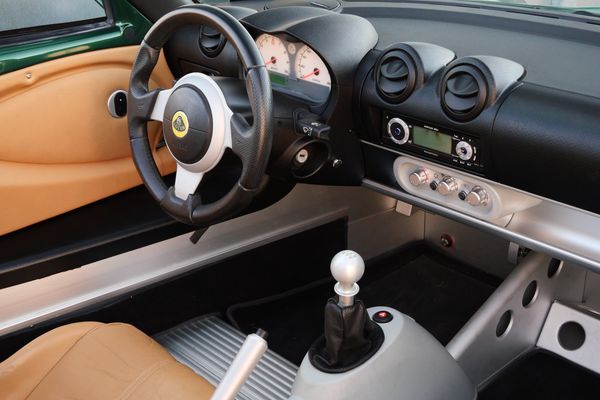 2005 Lotus Elise