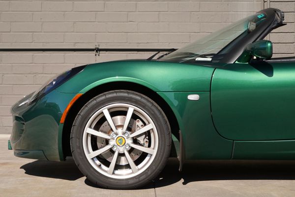 2005 Lotus Elise