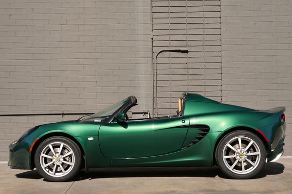 2005 Lotus Elise