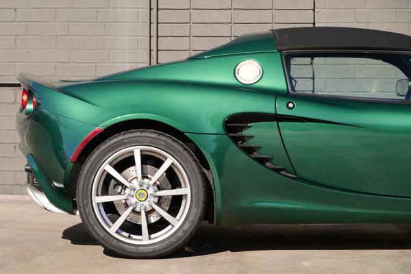 2005 Lotus Elise