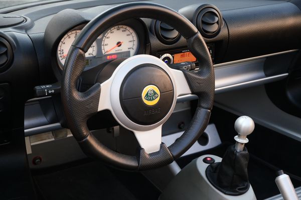 2005 Lotus Elise