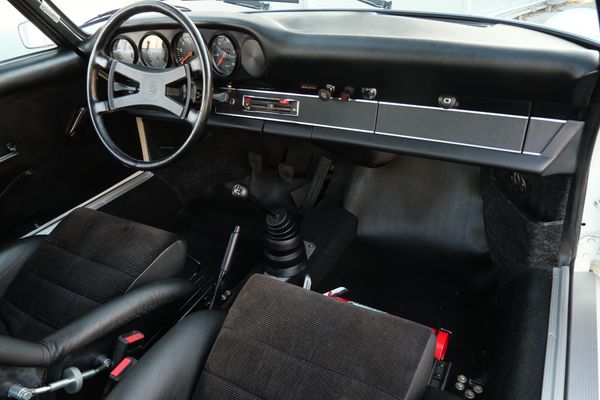 1972 Porsche 911T RS Style