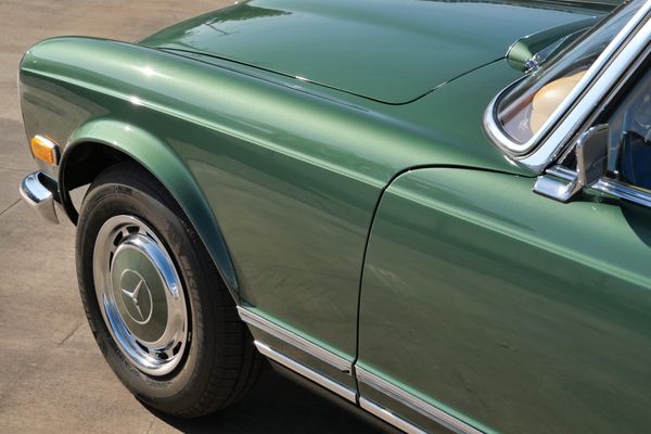 1970 Mercedes-Benz 280 SL