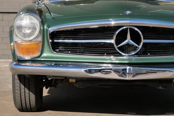 1970 Mercedes-Benz 280 SL