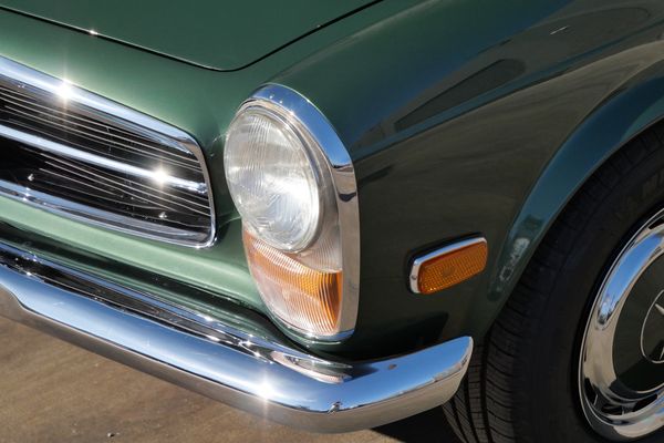 1970 Mercedes-Benz 280 SL