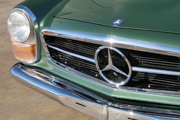 1970 Mercedes-Benz 280 SL