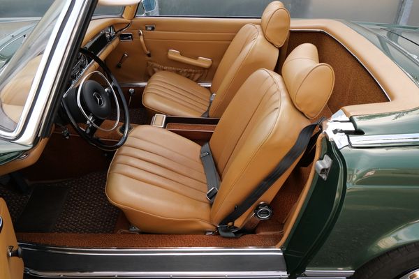 1970 Mercedes-Benz 280 SL