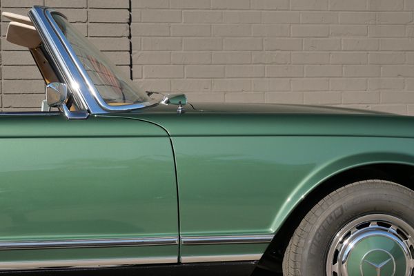 1970 Mercedes-Benz 280 SL