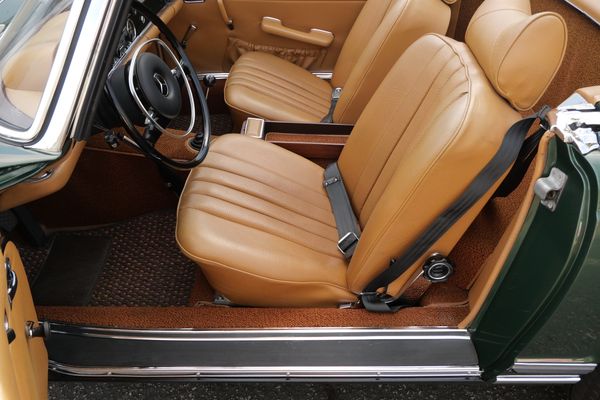 1970 Mercedes-Benz 280 SL