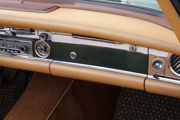 1970 Mercedes-Benz 280 SL