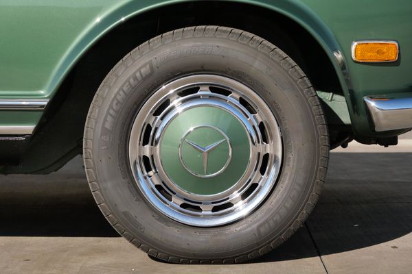 1970 Mercedes-Benz 280 SL