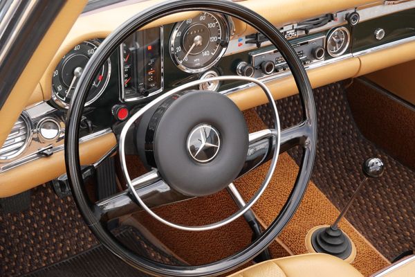1970 Mercedes-Benz 280 SL