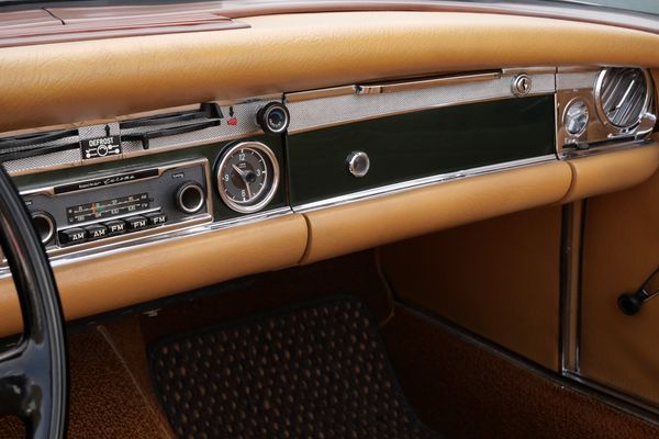 1970 Mercedes-Benz 280 SL