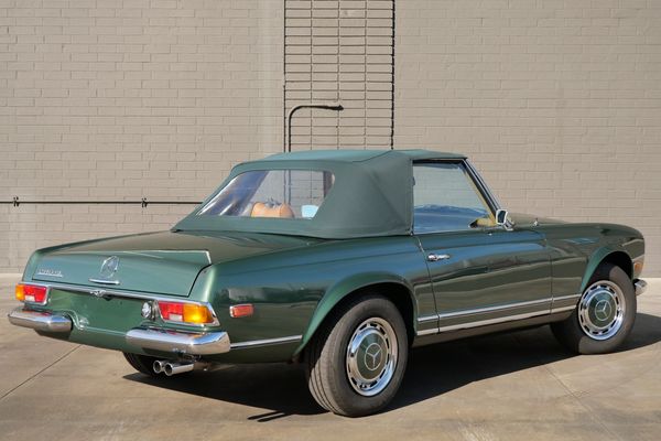 1970 Mercedes-Benz 280 SL