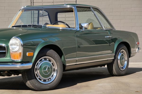 1970 Mercedes-Benz 280 SL