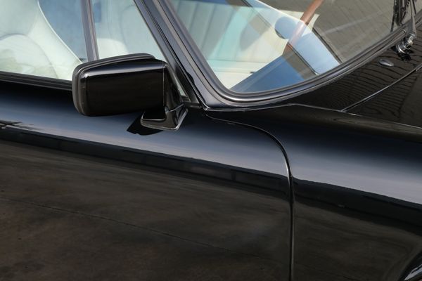 1987 Porsche 911 Carrera Coupe