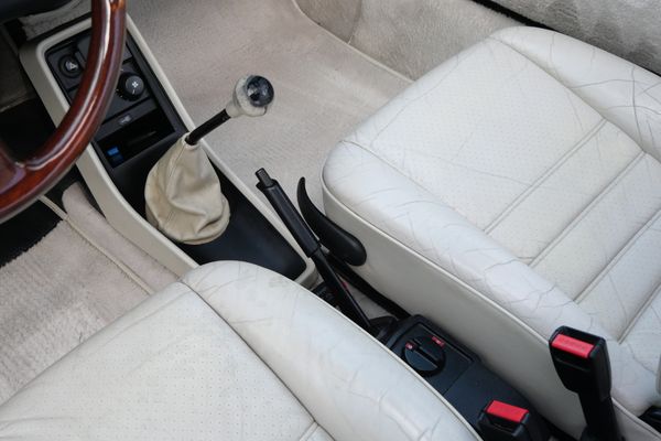 1987 Porsche 911 Carrera Coupe