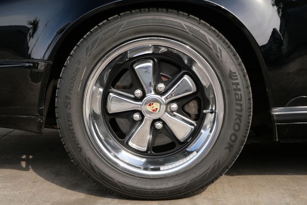 1987 Porsche 911 Carrera Coupe