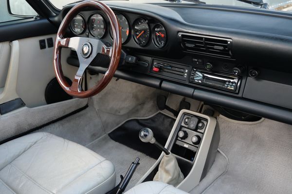 1987 Porsche 911 Carrera Coupe