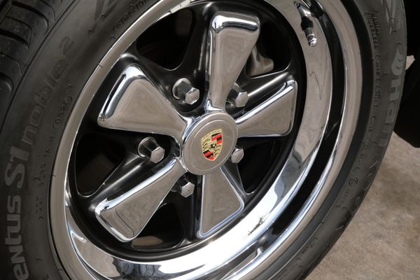 1987 Porsche 911 Carrera Coupe