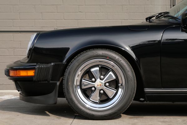 1987 Porsche 911 Carrera Coupe