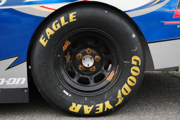2005 Dodge Charger NASCAR