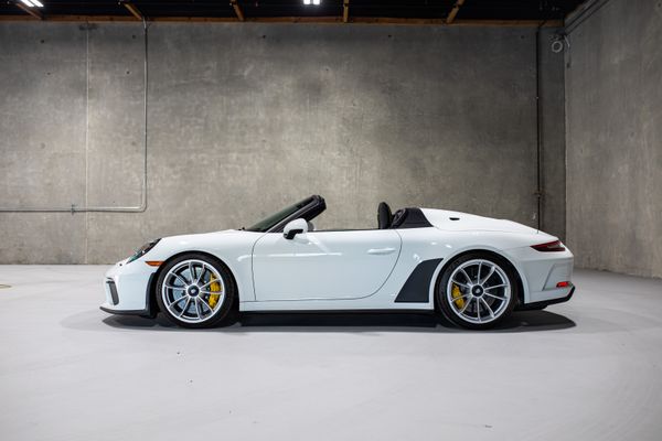 2019 Porsche 911 Speedster
