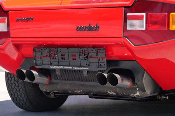 red 1977 Lamborghini LP400 Countach 'Periscopio' previously sold by Sandbox Motors