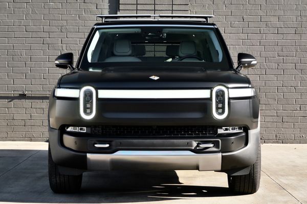 2023 Rivian R1S Adventure Edition previously sold by Sandbox Motors
