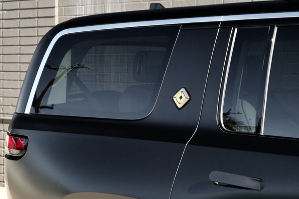 2023 Rivian R1S Adventure Edition previously sold by Sandbox Motors