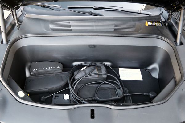 2023 Rivian R1S Adventure Edition previously sold by Sandbox Motors