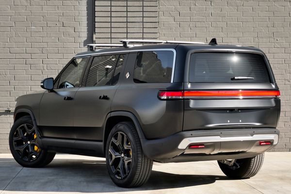 2023 Rivian R1S Adventure Edition previously sold by Sandbox Motors
