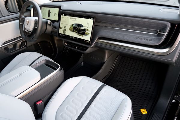 2023 Rivian R1S Adventure Edition previously sold by Sandbox Motors