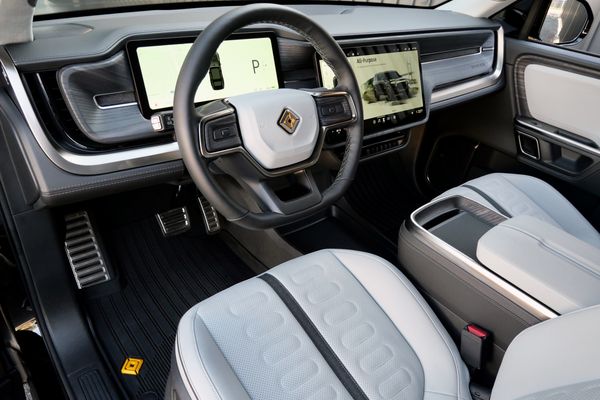 2023 Rivian R1S Adventure Edition previously sold by Sandbox Motors