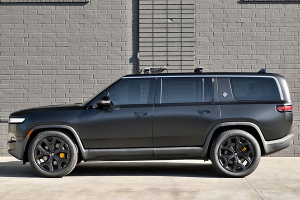 2023 Rivian R1S Adventure Edition previously sold by Sandbox Motors