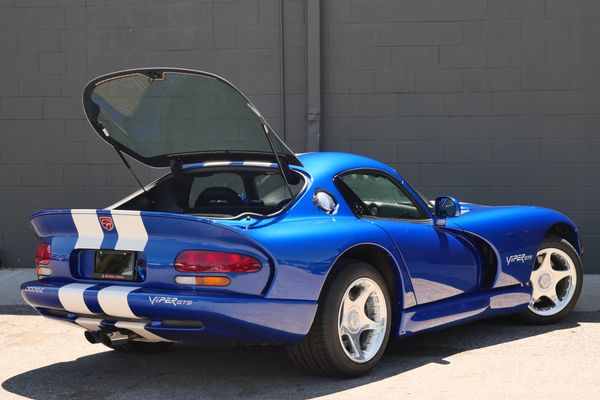 1997 Dodge Viper GTS