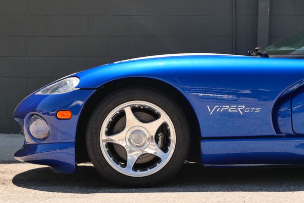 1997 Dodge Viper GTS