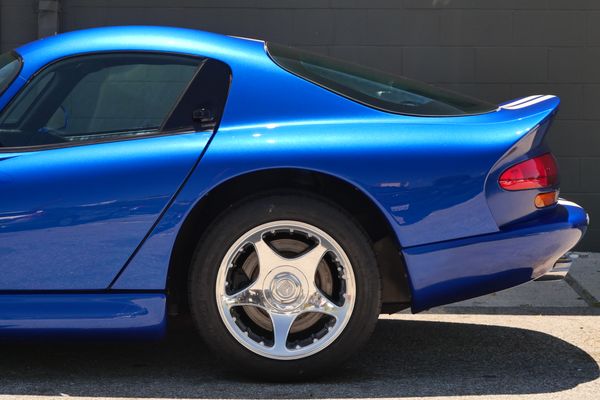 1997 Dodge Viper GTS