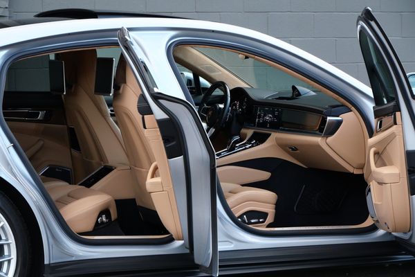 Rhodium Silver Metallic 2018 Porsche Panamera Turbo S E-Hybrid sold by Sandbox Motors