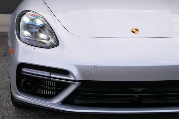 Rhodium Silver Metallic 2018 Porsche Panamera Turbo S E-Hybrid sold by Sandbox Motors