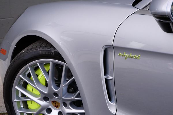 Rhodium Silver Metallic 2018 Porsche Panamera Turbo S E-Hybrid sold by Sandbox Motors