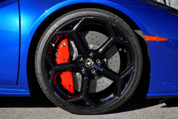 2020 Lamborghini Huracan EVO Spyder Sold by Sandbox Motors