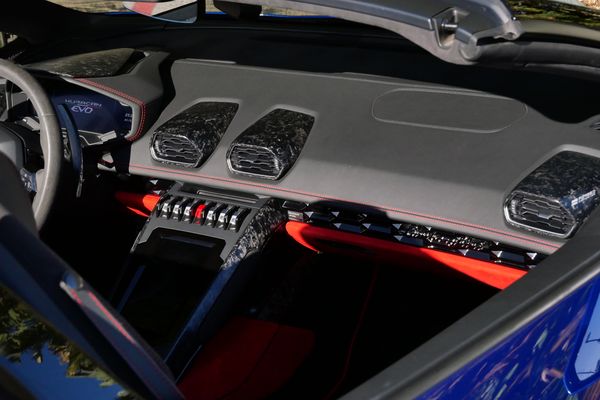 2020 Lamborghini Huracan EVO Spyder Sold by Sandbox Motors